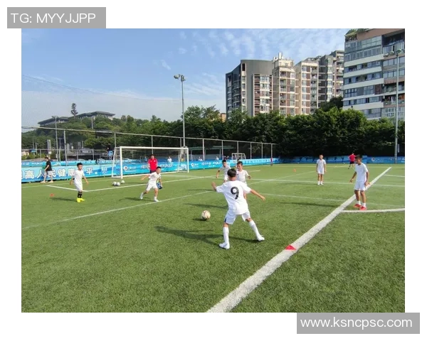 重庆足球队的灵活战术揭秘与球员风采展示